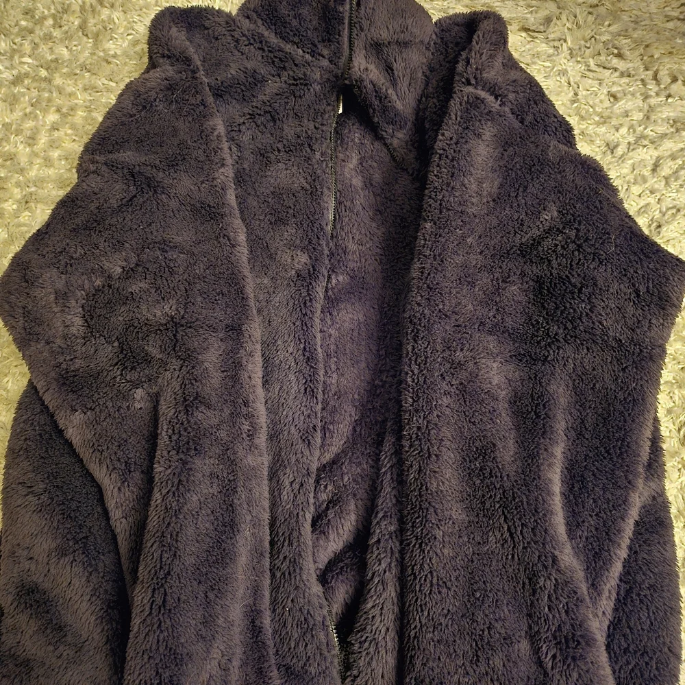 Pink - Picture 3 of 6